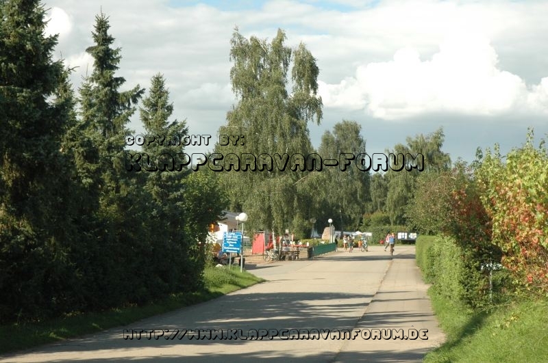 Weg auf dem Platz